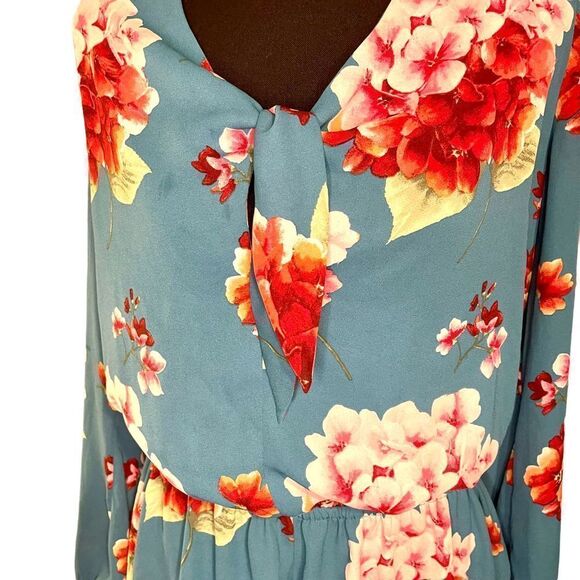 Forever 21 Floral Long Sleeve Romper - Picture 4 of 9